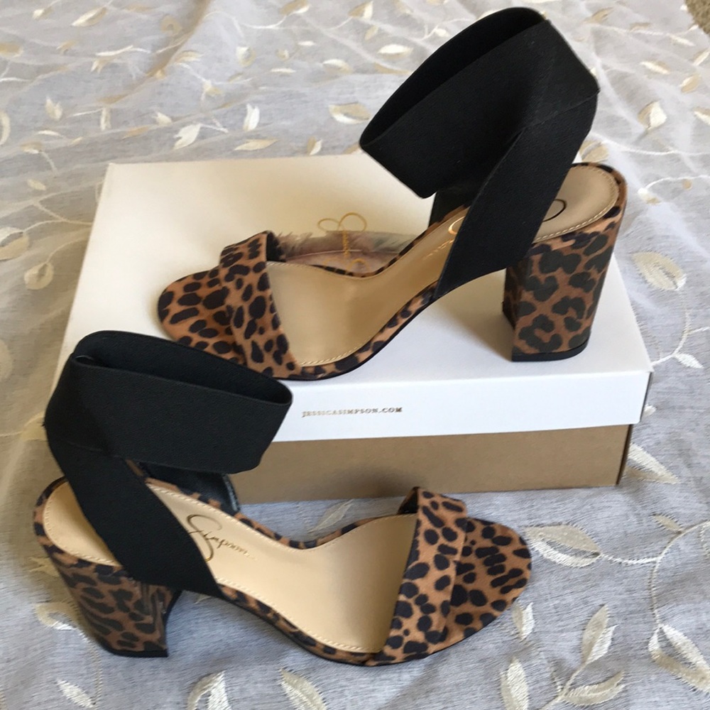 JESSICA SIMPSON Sinista Dress Sandal - Picture 6 of 8